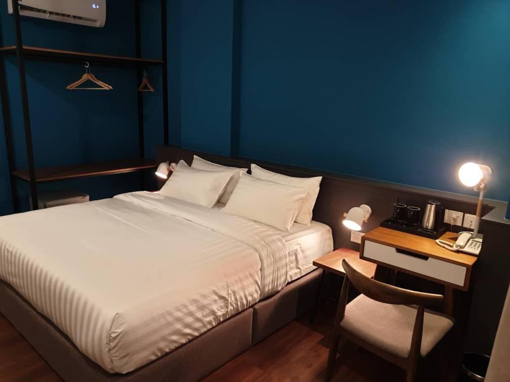 O&g Hotel Parit Buntar